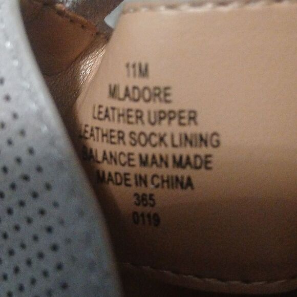 Marc Fisher Mladore Perforated Leather Espadrille Wedge Sandals Size 11 NWT - Picture 10 of 10